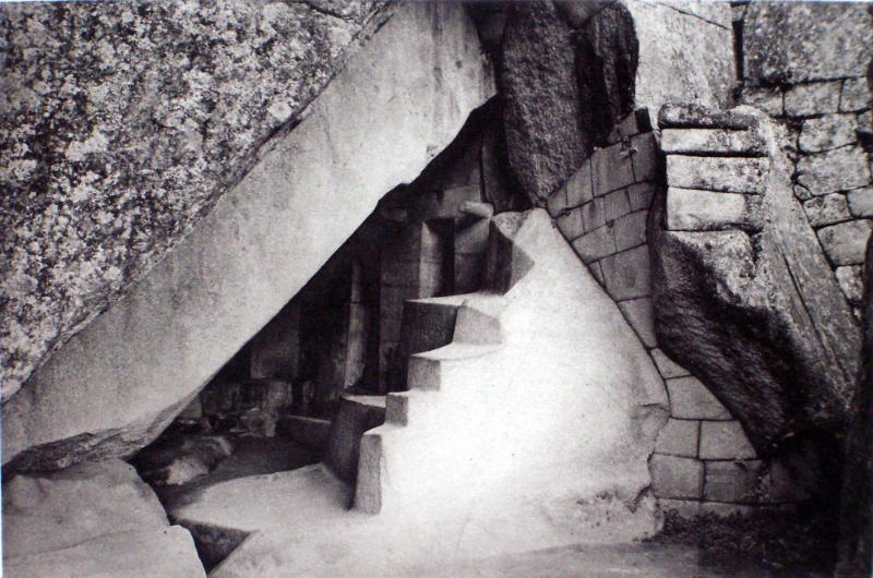 Ceremonial Cave Torreon Complex. Serie Machu Picchu Suite