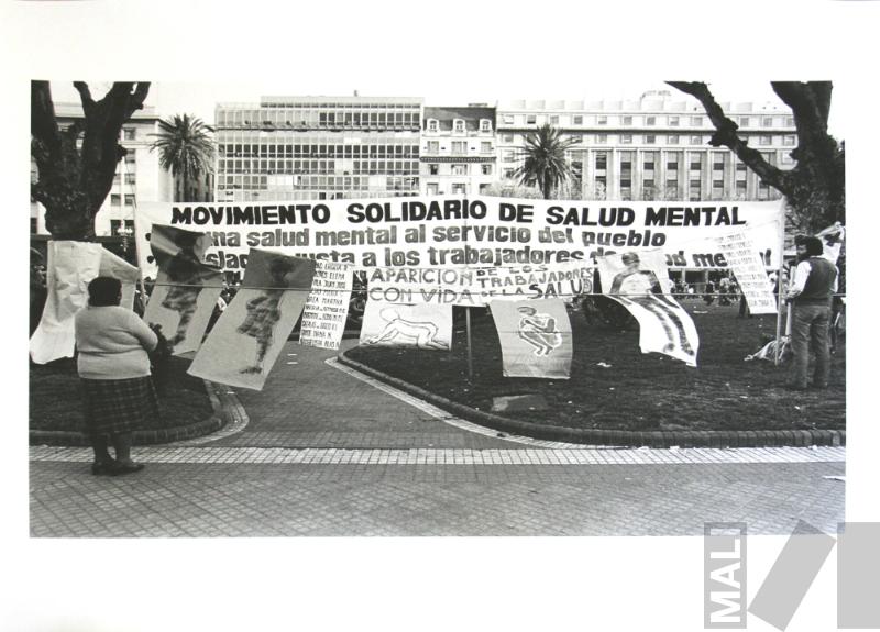 Movimiento Salud Mental. El Siluetazo. Buenos Aires 21/22 de setiembre de 1983. Serie El Siluetazo