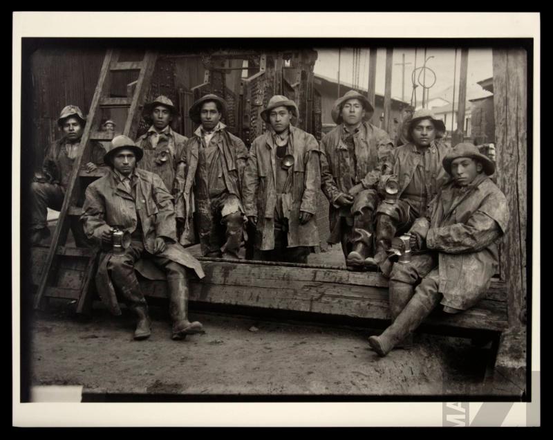 Grupo de mineros