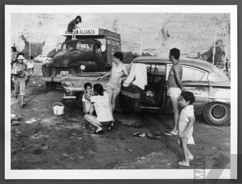 Playa Agua Dulce. Serie La costa
