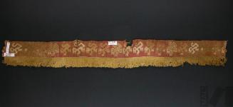 Fragmento de banda con decoración polícroma de diseños zoomorfos