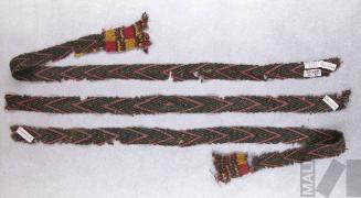 Fragmentos de cinta con diseño de chevrones