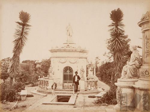 Mausoleos del panteón, Lima. Serie Societa di Belle Arti