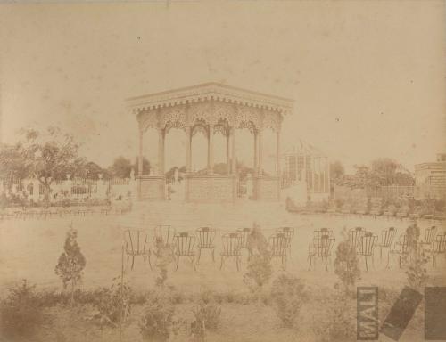 Kiosko para música en el Parque de la Exposición