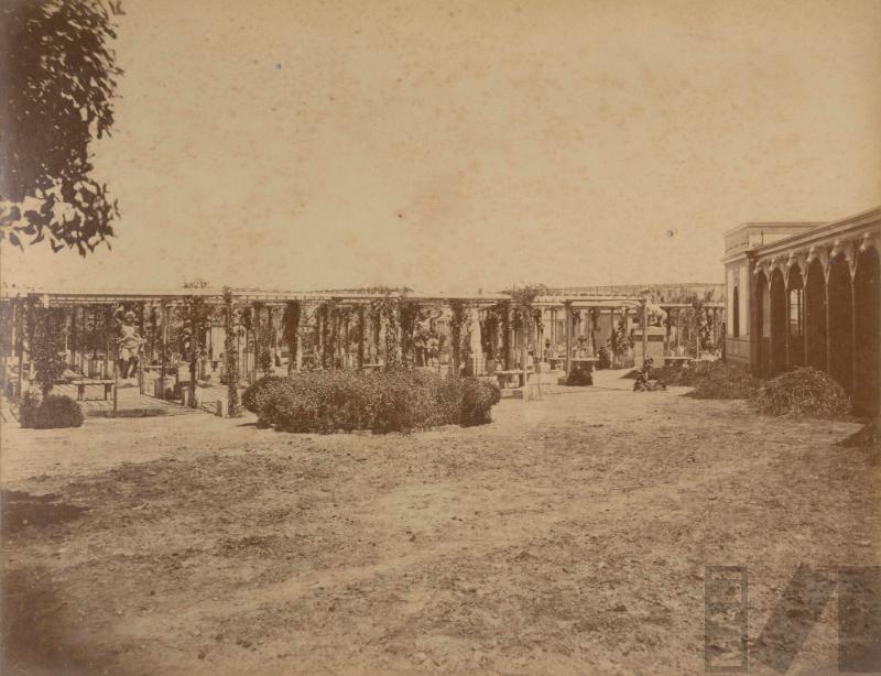 Caballeriza del Parque de la Exposición