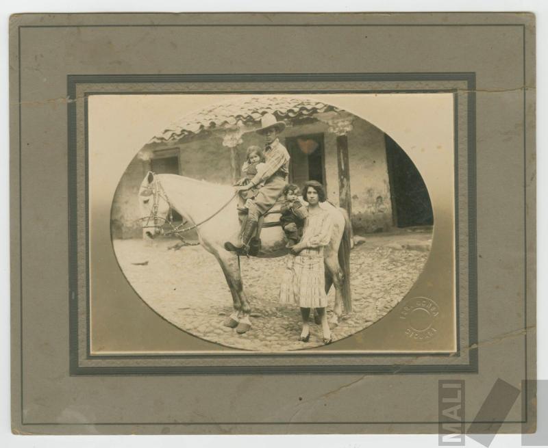 Retrato de familia, Sicuani