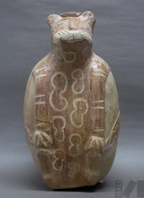 Vasija en forma de felino