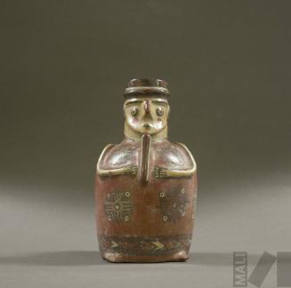 Botella con representación de personaje cargando un objeto alargado