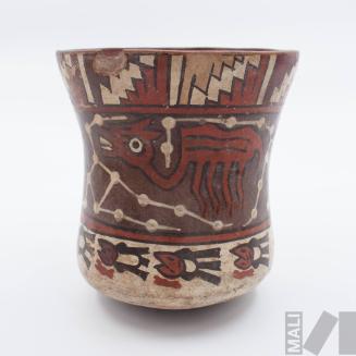 Vaso con motivos de camélidos