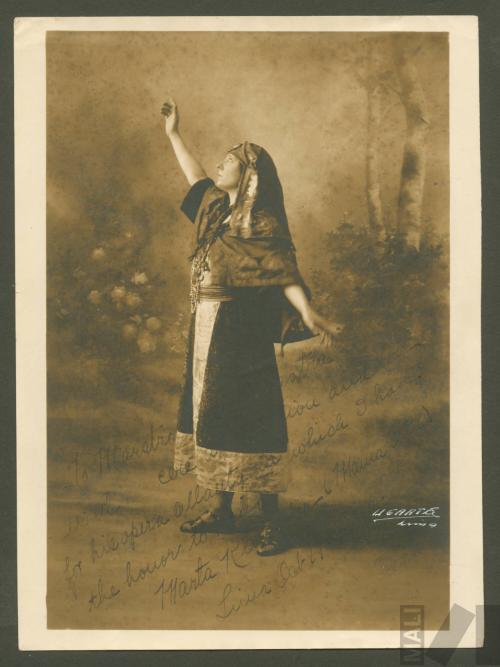 María Klinger como Mama Illa, en "Ollanta" de José María Valle Riestra