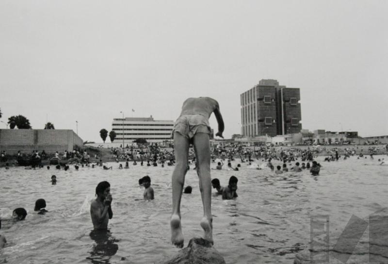 Playa Arenilla, La Punta. Serie Lima hoy